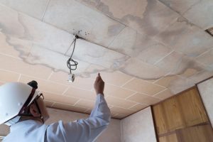 Lee más sobre el artículo Secar una pared húmeda sin inyección de resina